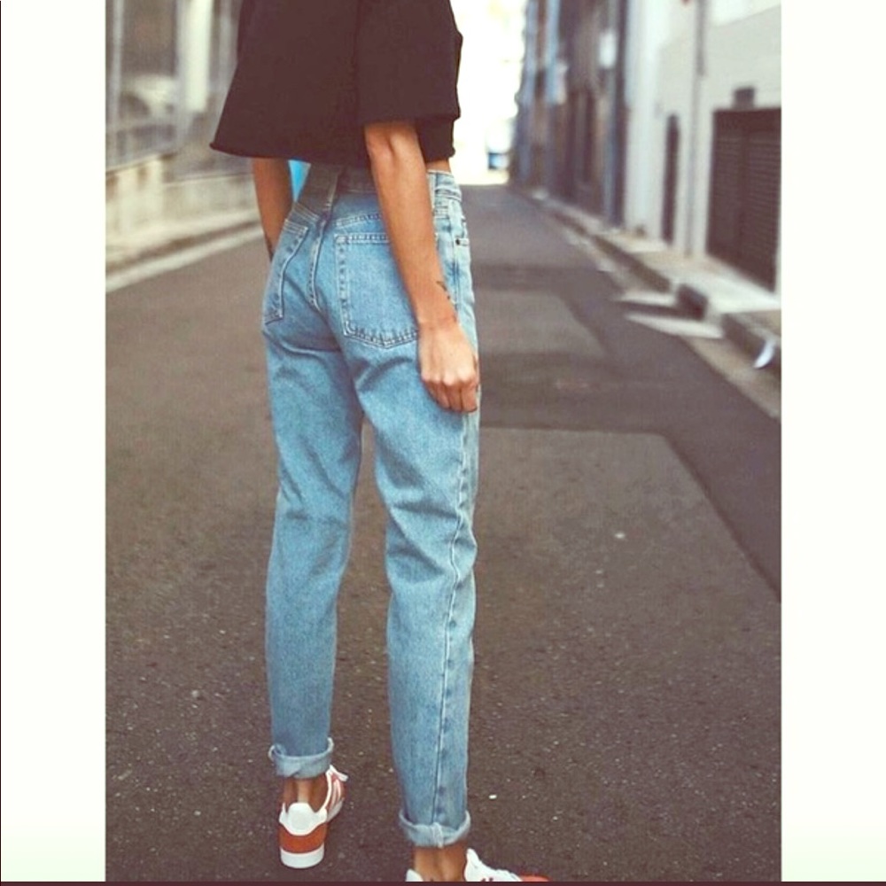 Slim Low Waisted Pencil Jeans
